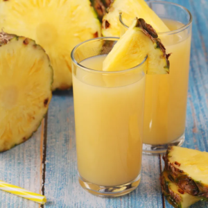 Copo de suco Abacaxi
